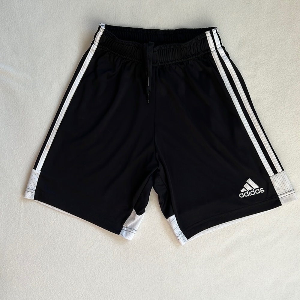Men’s XS Adidas black shorts